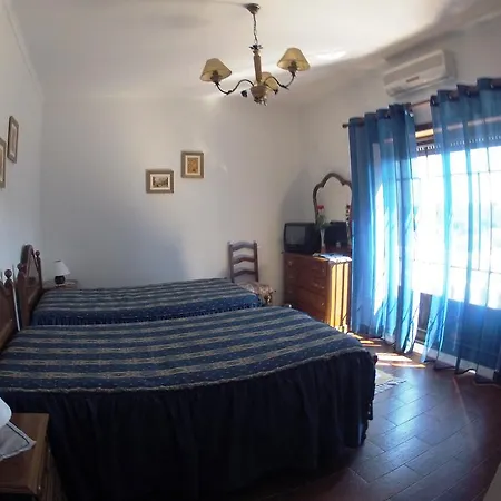 Local Ceu-azul Porto de Mós