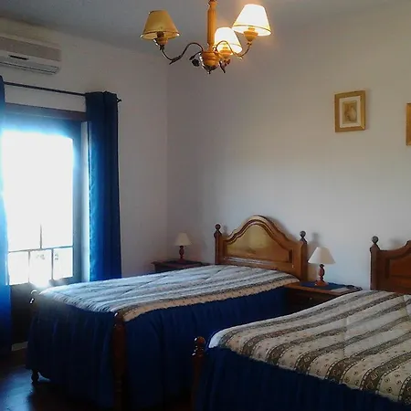 Local Ceu-azul Πανσιόν Porto de Mós