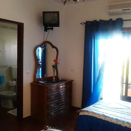 Local Ceu-azul Porto de Mós