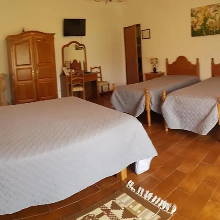 Local Ceu-azul بيت ضيافة 3*