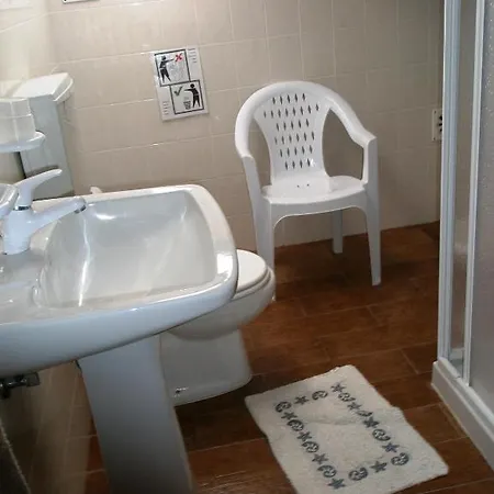 Local Ceu-azul Πανσιόν 3*