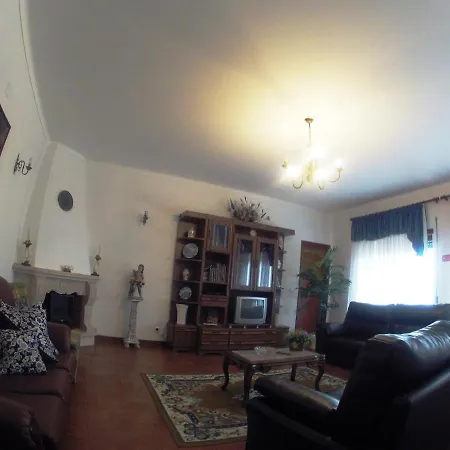 Local Ceu-azul Πανσιόν