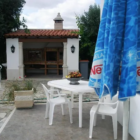 بيت ضيافة Local Ceu-azul