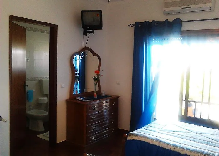 Local Ceu-azul Porto de Mós