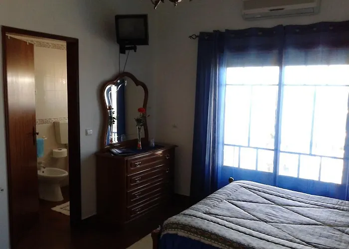 Konukevi Local Ceu-azul Porto de Mós