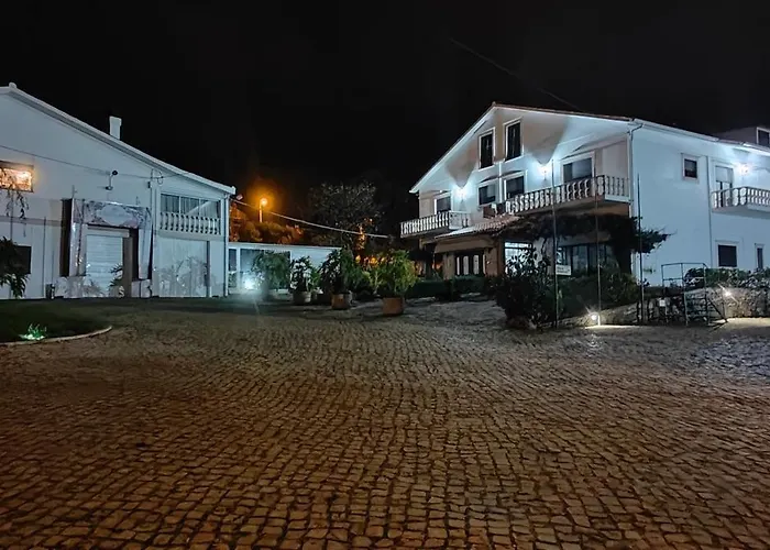 Konukevi Local Ceu-azul Porto de Mós