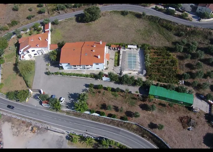 Local Ceu-azul Porto de Mós