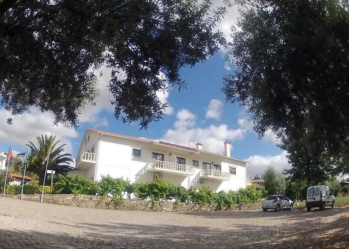 Local Ceu-azul Konukevi