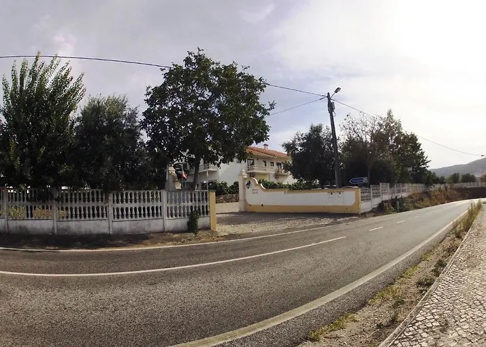 Local Ceu-azul Konukevi Porto de Mós